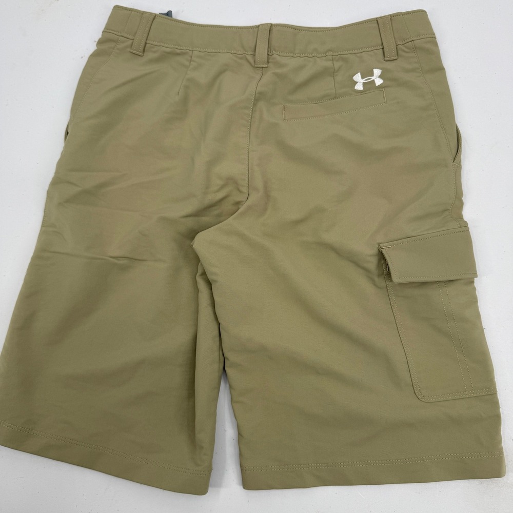 Under Armour Cargo Shorts Boys Youth XL Khaki Tan Performance‎ Golf 1350178